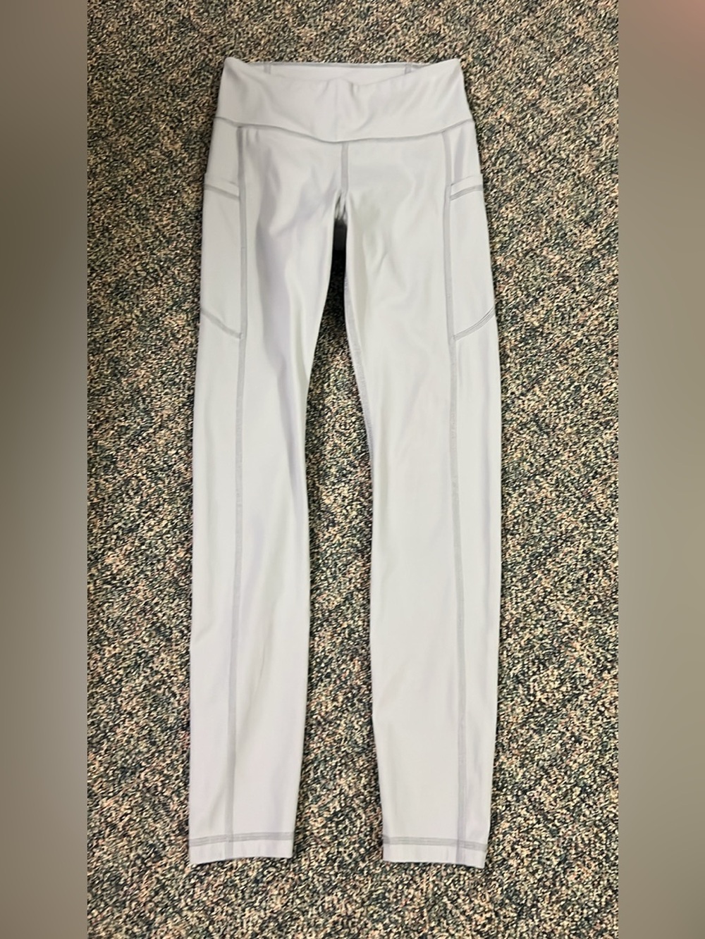 Gilly Hicks light grey leggings